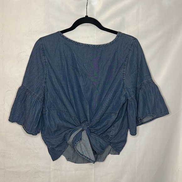 VINTAGE GEORGE RUFFLE SLEEVE OPEN BACK DENIM SHIRT (L) - Picture 6 of 7